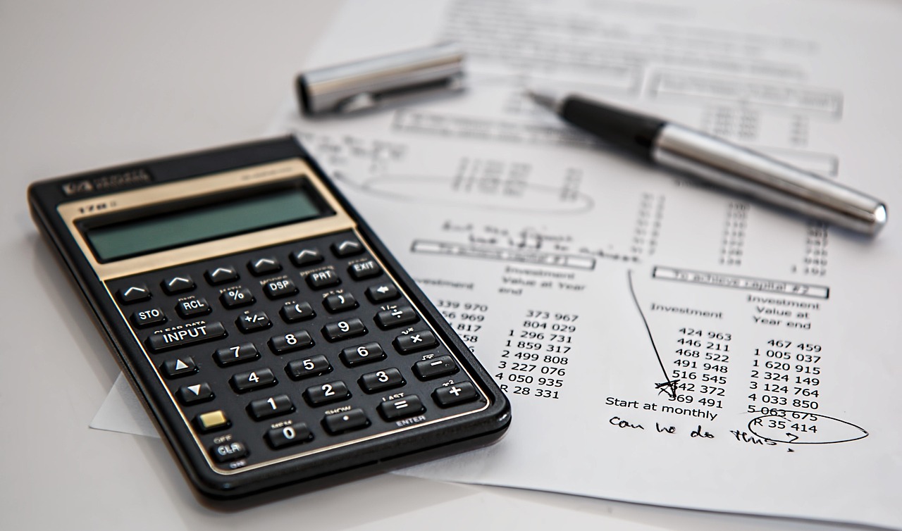 Documente financiare, calculator și acte de proiect
